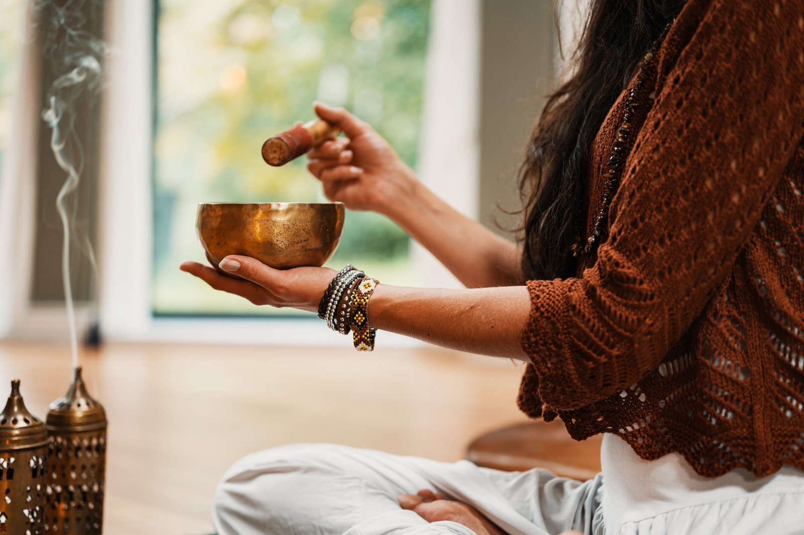 how to use incense